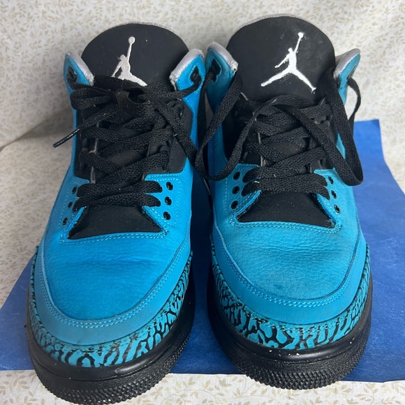 Air Jordan 3 Retro "Powder Blue" 2014 - Picture 2 of 11